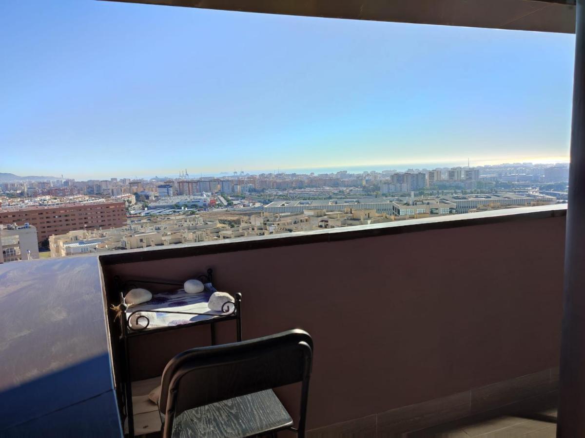 Espectacular apartamento con increíbles vistas Málaga Exterior foto
